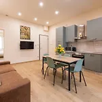 Mercato Contemporary Apartment By Mmega