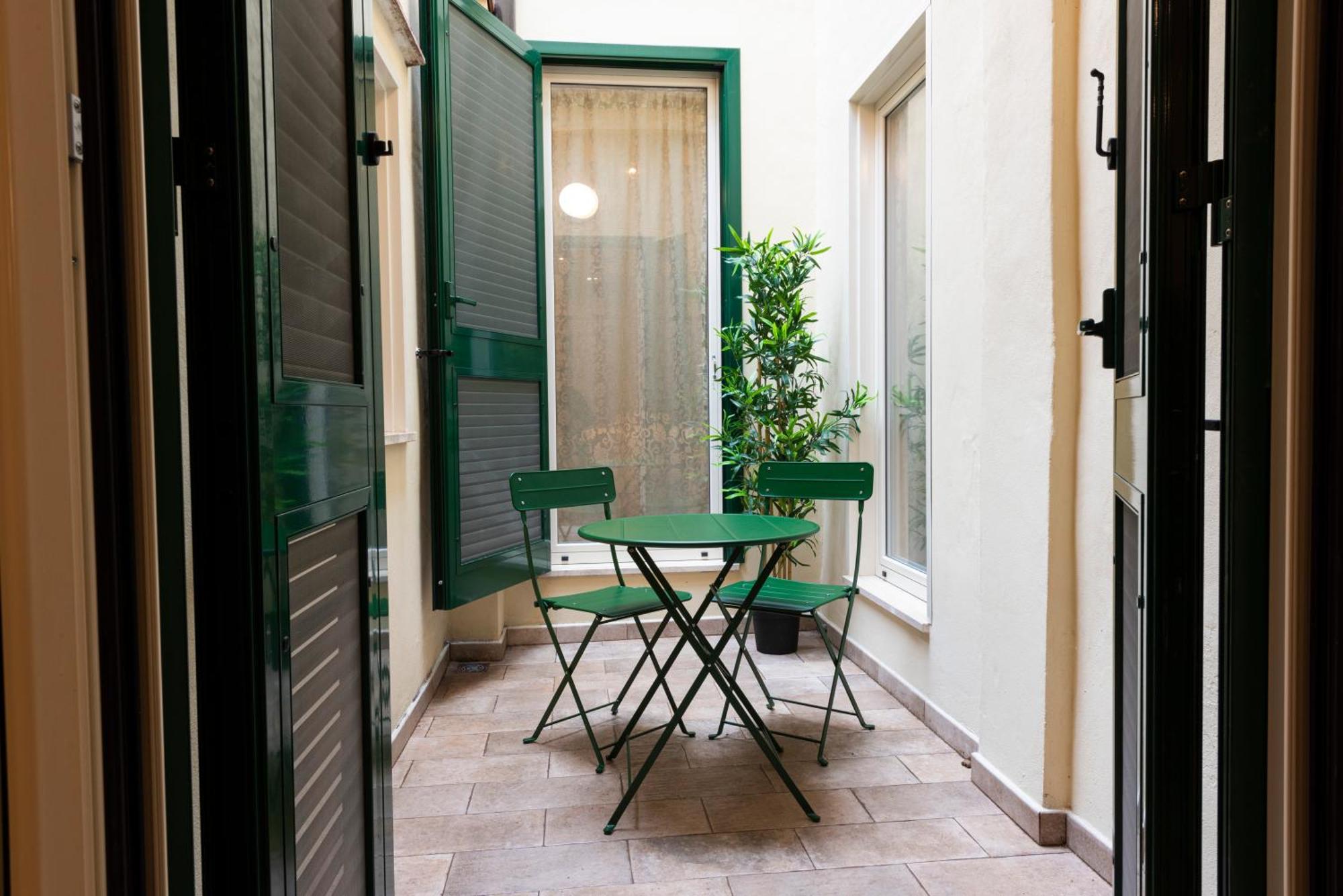 Mercato Contemporary By Mmega Apartamento Florencia